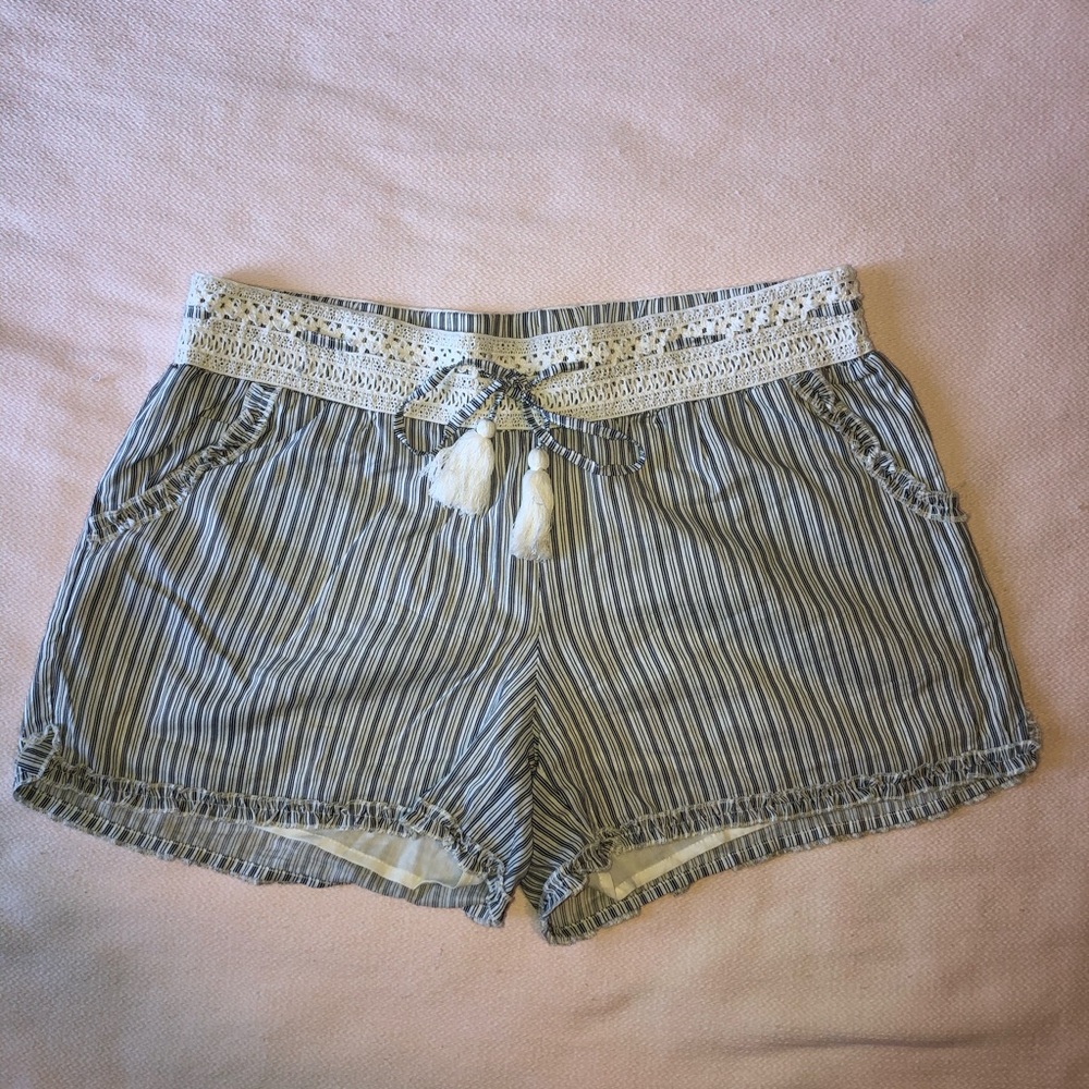 Jolt Shorts